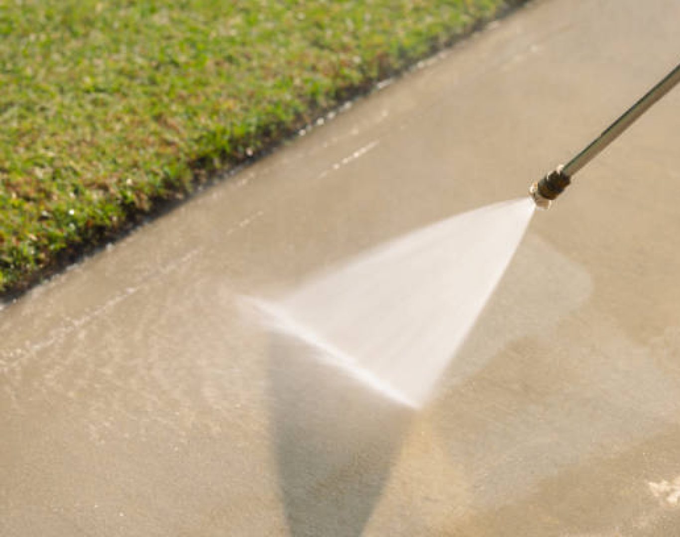 House and driveway pressure washing in Christian County, TN by Clarksville Window and Pressure Washing